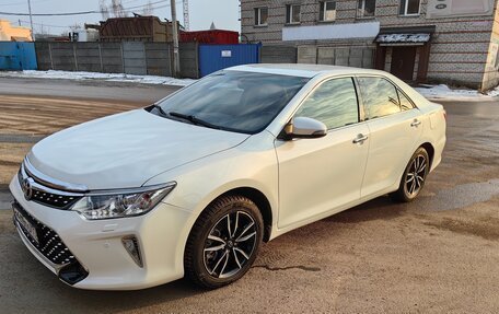 Toyota Camry, 2016 год, 2 000 000 рублей, 5 фотография