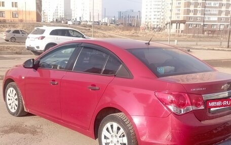 Chevrolet Cruze II, 2010 год, 799 999 рублей, 7 фотография