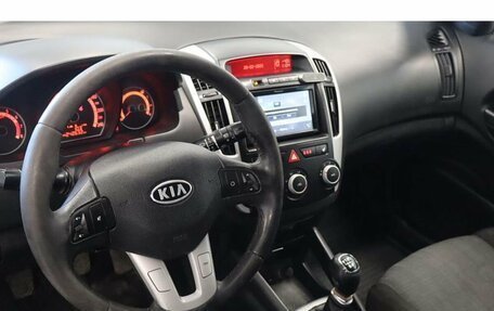 KIA cee'd I рестайлинг, 2010 год, 485 000 рублей, 6 фотография