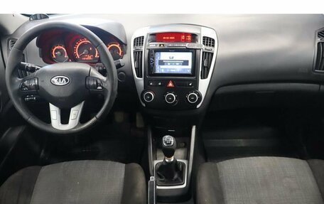 KIA cee'd I рестайлинг, 2010 год, 485 000 рублей, 11 фотография