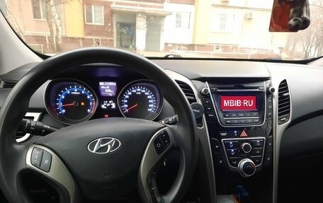 Hyundai i30 II рестайлинг, 2013 год, 950 000 рублей, 2 фотография