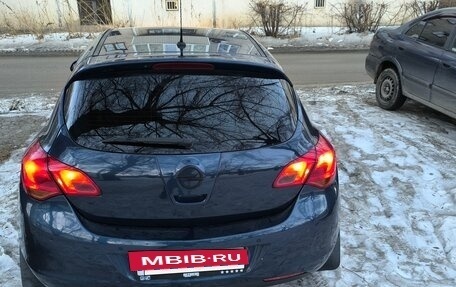 Opel Astra J, 2011 год, 750 000 рублей, 11 фотография