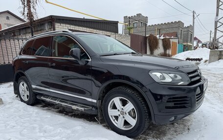 Volkswagen Touareg III, 2011 год, 2 100 000 рублей, 2 фотография