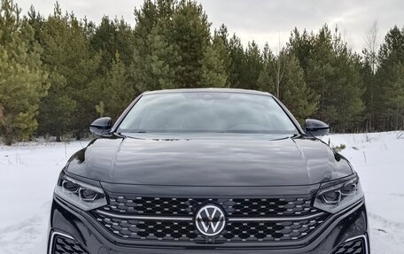 Volkswagen Passat B8 рестайлинг, 2023 год, 4 250 000 рублей, 17 фотография