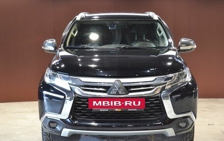 Mitsubishi Pajero Sport III рестайлинг, 2020 год, 3 299 000 рублей, 2 фотография