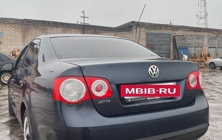 Volkswagen Jetta VI, 2009 год, 550 000 рублей, 2 фотография