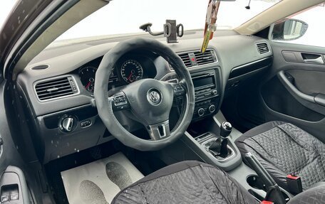 Volkswagen Jetta VI, 2012 год, 1 179 000 рублей, 10 фотография