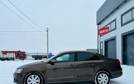 Volkswagen Jetta VI, 2012 год, 1 179 000 рублей, 3 фотография