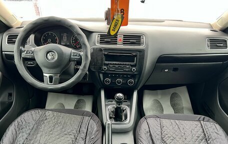 Volkswagen Jetta VI, 2012 год, 1 179 000 рублей, 16 фотография