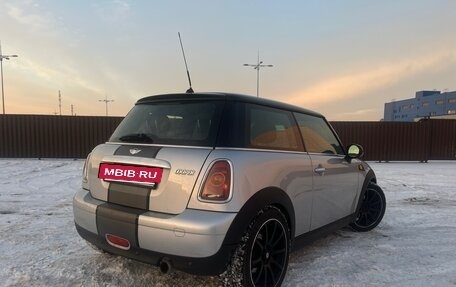 MINI Hatch, 2007 год, 890 000 рублей, 8 фотография