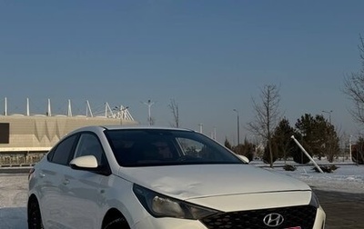 Hyundai Solaris II рестайлинг, 2020 год, 1 040 000 рублей, 1 фотография