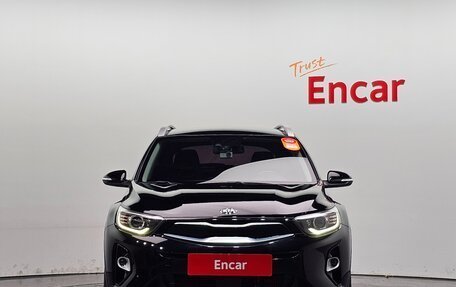 KIA Stonic, 2018 год, 1 050 017 рублей, 5 фотография