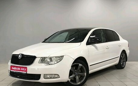 Skoda Superb III рестайлинг, 2012 год, 960 000 рублей, 1 фотография
