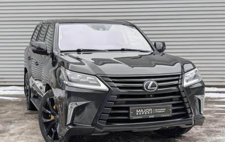 Lexus LX III, 2017 год, 8 375 000 рублей, 3 фотография