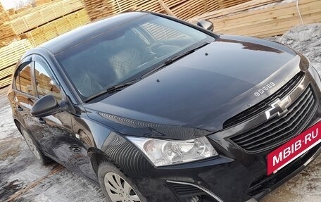 Chevrolet Cruze II, 2013 год, 800 000 рублей, 7 фотография
