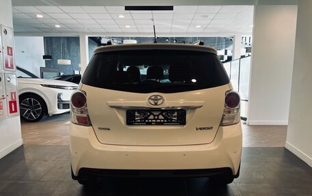 Toyota Verso I, 2015 год, 1 399 000 рублей, 4 фотография