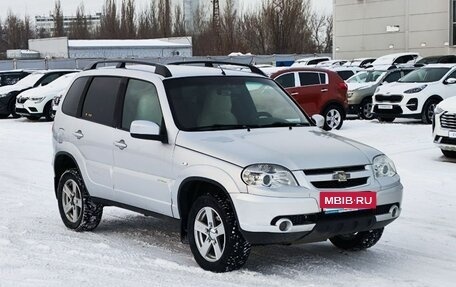 Chevrolet Niva I рестайлинг, 2012 год, 521 000 рублей, 3 фотография