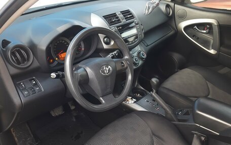 Toyota RAV4, 2011 год, 1 620 000 рублей, 6 фотография