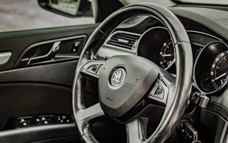 Skoda Superb III рестайлинг, 2014 год, 1 390 000 рублей, 19 фотография