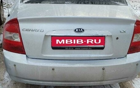 KIA Cerato I, 2004 год, 390 000 рублей, 3 фотография