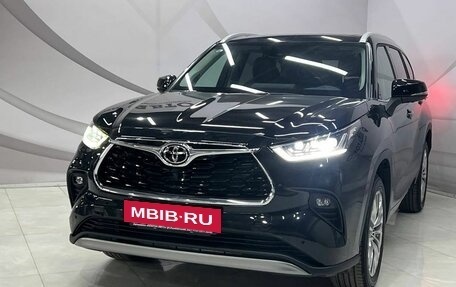 Toyota Highlander, 2024 год, 6 100 000 рублей, 2 фотография