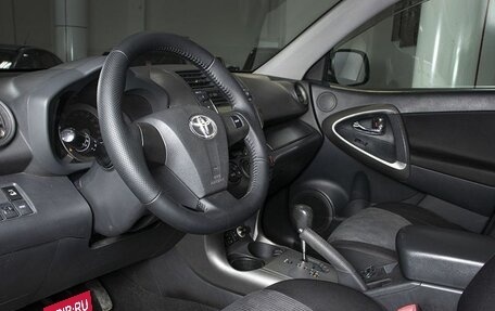 Toyota RAV4, 2011 год, 1 557 000 рублей, 17 фотография