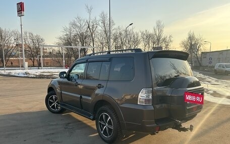 Mitsubishi Pajero IV, 2017 год, 3 450 000 рублей, 3 фотография