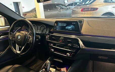 BMW 5 серия, 2017 год, 2 900 000 рублей, 18 фотография