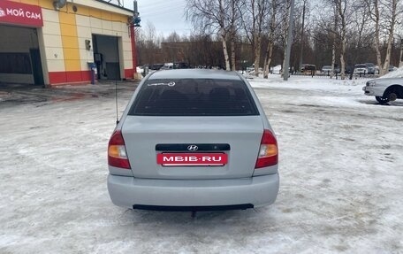 Hyundai Accent II, 2004 год, 270 000 рублей, 2 фотография