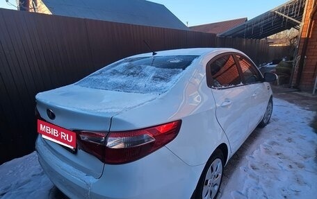KIA Rio III рестайлинг, 2013 год, 1 010 000 рублей, 2 фотография