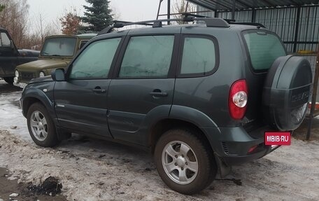 Chevrolet Niva I рестайлинг, 2011 год, 670 000 рублей, 6 фотография