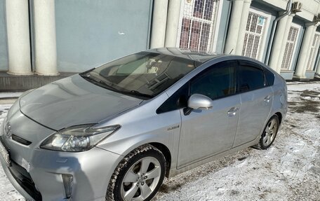 Toyota Prius, 2013 год, 1 399 999 рублей, 2 фотография