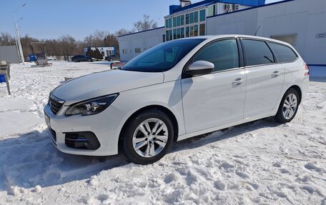 Peugeot 308 II, 2019 год, 1 600 000 рублей, 4 фотография