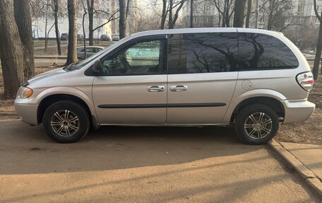 Chrysler Voyager IV, 2002 год, 450 000 рублей, 3 фотография