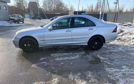 Mercedes-Benz C-Класс, 2006 год, 900 000 рублей, 2 фотография