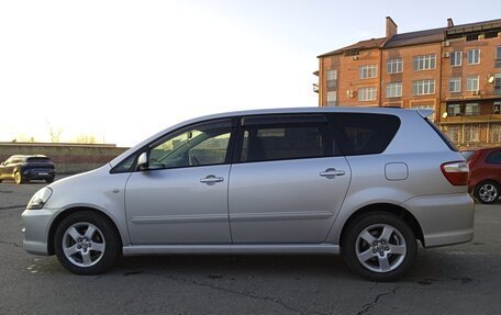 Toyota Ipsum II, 2004 год, 1 350 000 рублей, 4 фотография