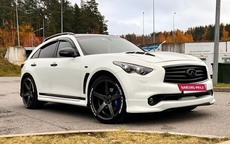 Infiniti FX II, 2010 год, 2 535 000 рублей, 28 фотография