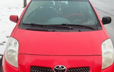 Toyota Yaris III рестайлинг, 2008 год, 500 000 рублей, 4 фотография