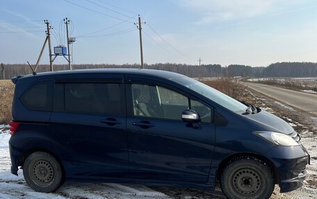 Honda Freed I, 2010 год, 1 300 000 рублей, 4 фотография