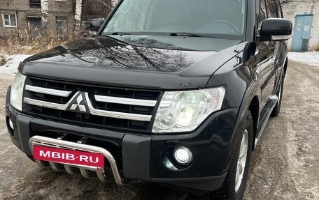 Mitsubishi Pajero IV, 2008 год, 1 890 000 рублей, 2 фотография