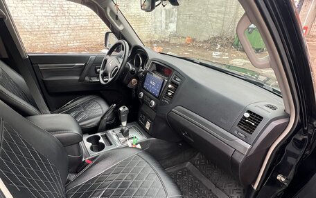 Mitsubishi Pajero IV, 2008 год, 1 890 000 рублей, 21 фотография