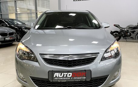 Opel Astra J, 2011 год, 687 000 рублей, 3 фотография