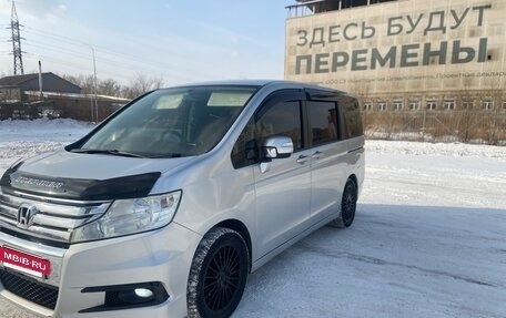 Honda Stepwgn IV, 2010 год, 1 700 000 рублей, 2 фотография