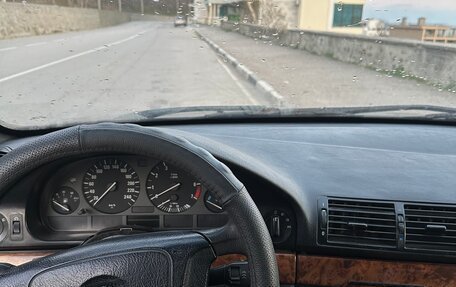 BMW 5 серия, 1998 год, 313 000 рублей, 15 фотография