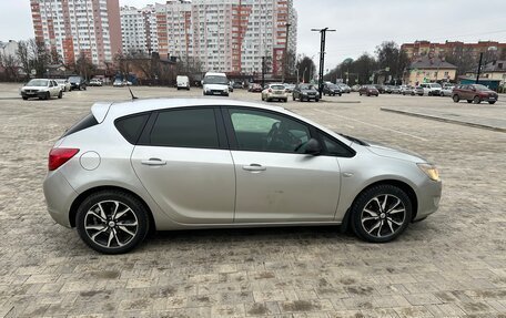 Opel Astra J, 2011 год, 500 000 рублей, 4 фотография