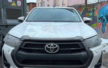 Toyota Hilux VIII, 2020 год, 3 750 000 рублей, 1 фотография