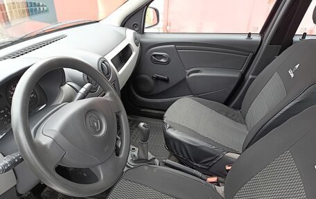 Renault Logan I, 2013 год, 540 000 рублей, 2 фотография