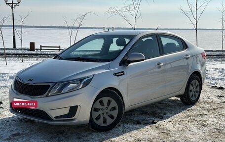 KIA Rio III рестайлинг, 2014 год, 775 000 рублей, 2 фотография