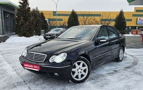 Mercedes-Benz C-Класс, 2002 год, 550 000 рублей, 3 фотография