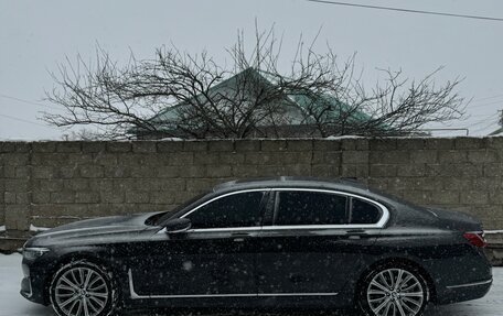 BMW 7 серия, 2021 год, 8 700 000 рублей, 17 фотография